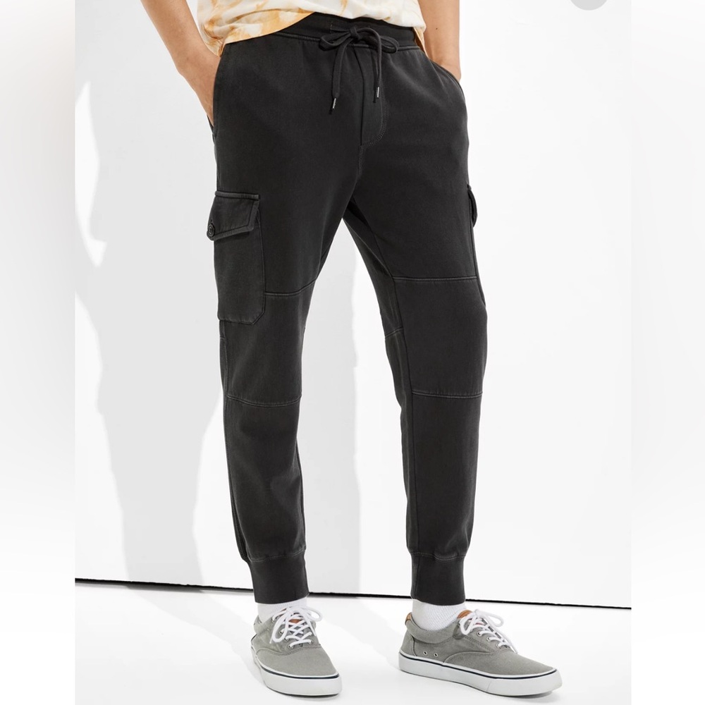 American Eagle cargo sweatpants